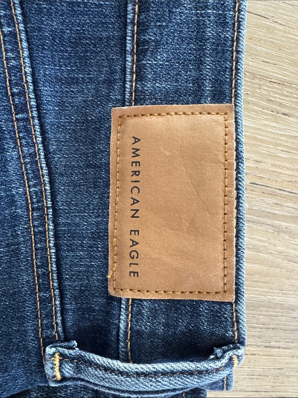 American Eagle Outfitters Men’s Washed Blue Slim Straight Jeans - Picture 4 of 4